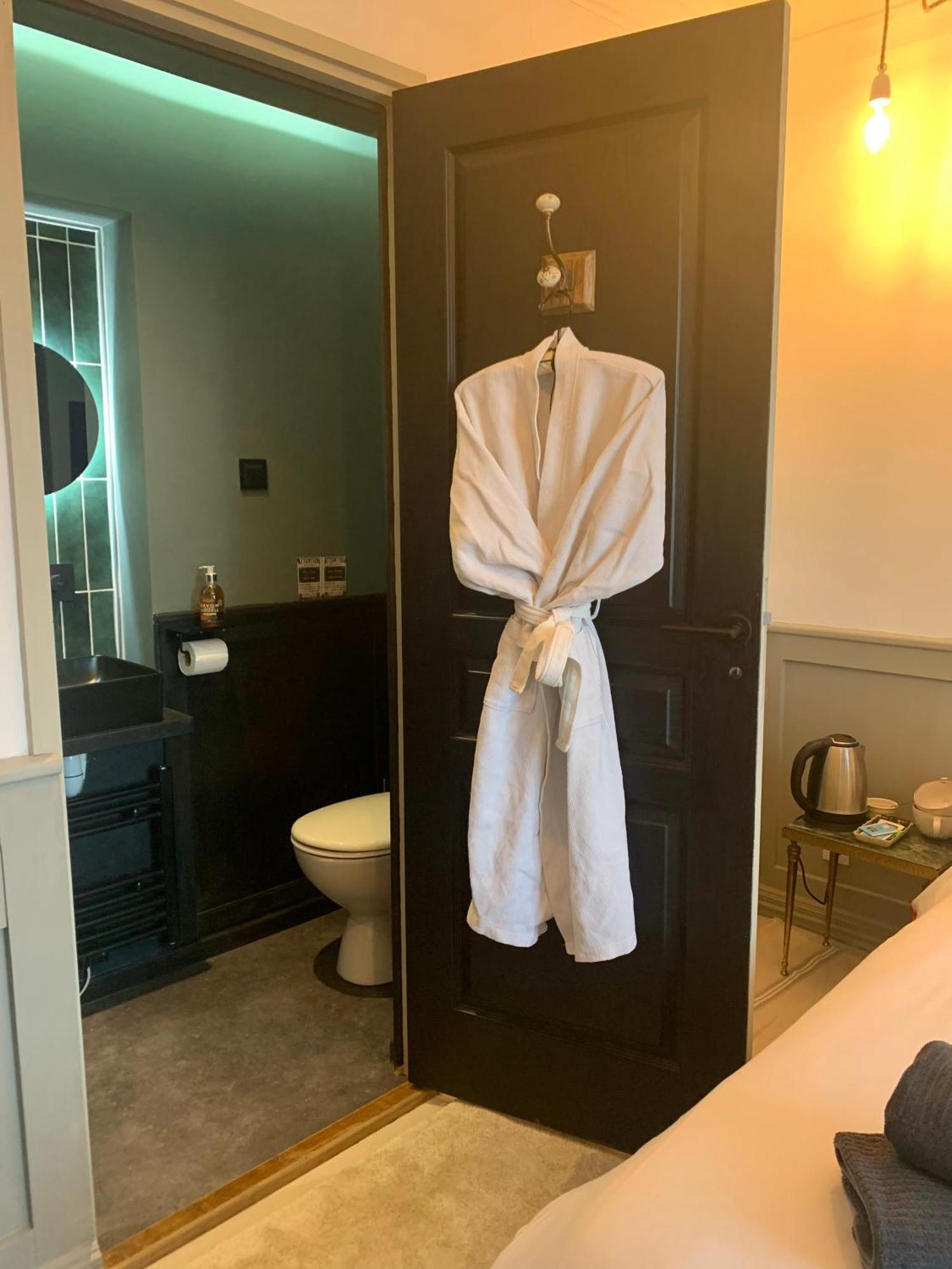 Petit Boudoir The Riverside Retreat Triac-Lautrait ภายนอก รูปภาพ